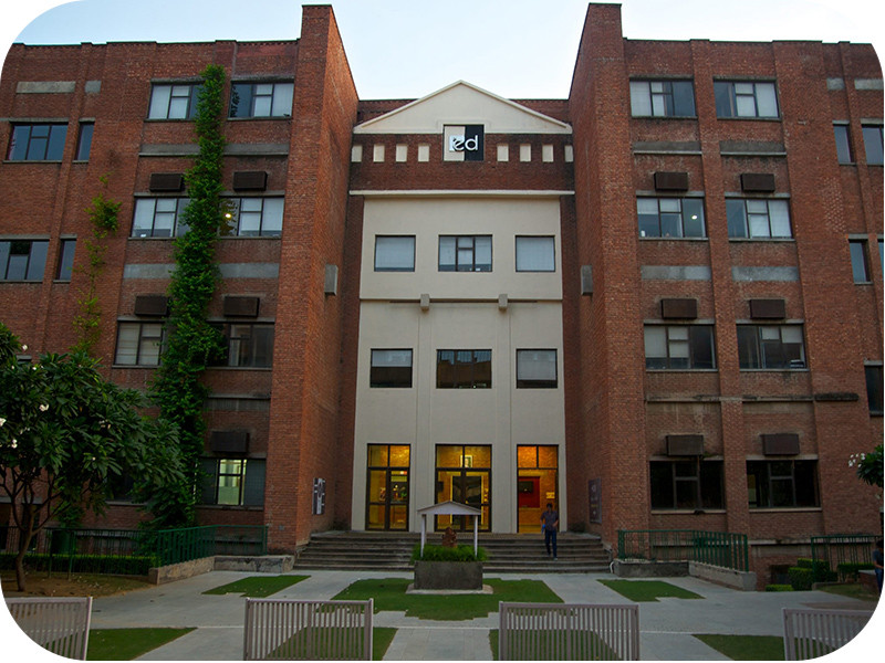 IILM University Gurugram campus building