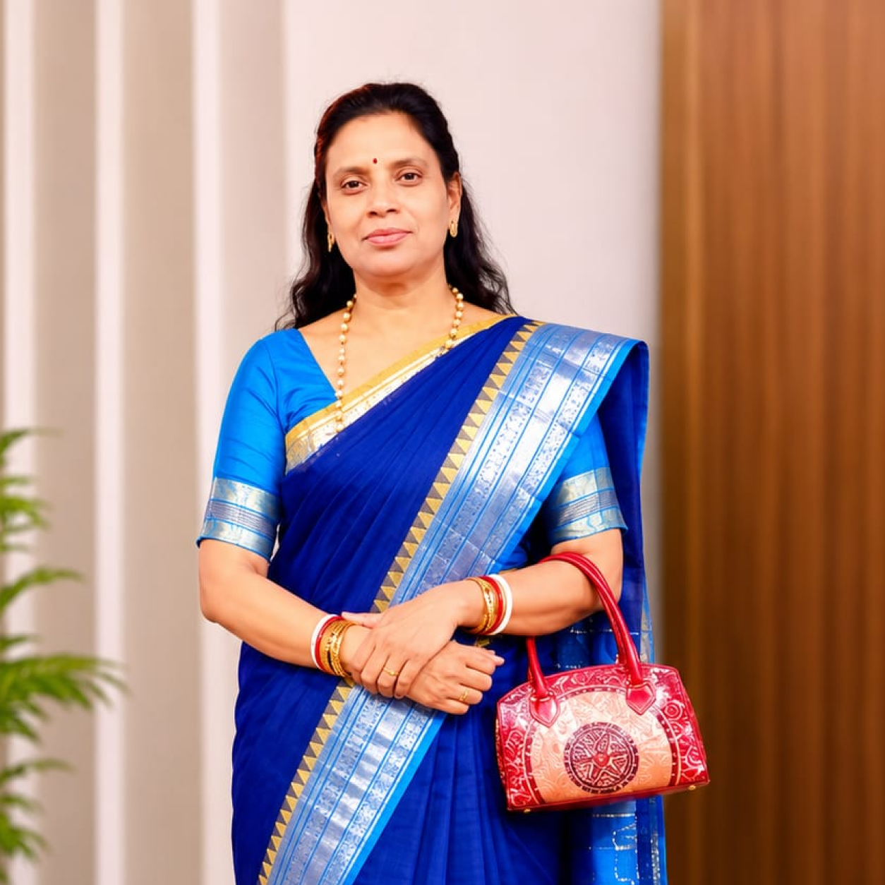 Ms. Suparna Sikdar