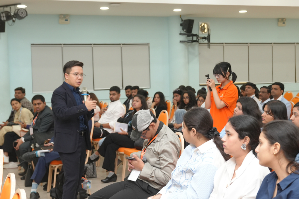 IILM cohort at an iconic Vietnam location